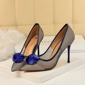 escarpins-a-talons-aiguilles-en-maille-a-decor-floral