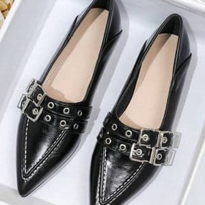 mocassins-plats-pointus-en-cuir-noir-pour-femme