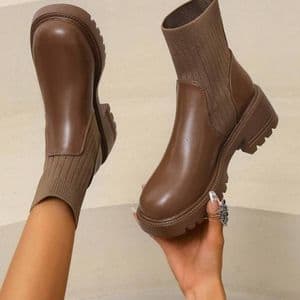 bottes-slim-fit-elastiques-et-confortables-pour-femmes