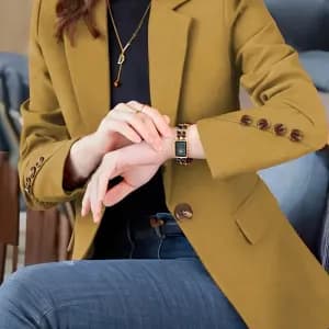 blazer-boutonne-de-couleur-unie-sur-le-devant-elegant-blazer-a-manches