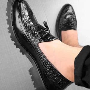mocassins-habilles-a-decor-de-glands-en-relief-de-crocodile-pour-homme