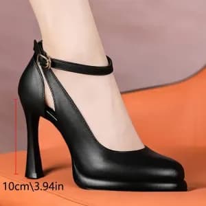 escarpins-noirs-a-talons-compenses-et-brides-fines-pour-femme