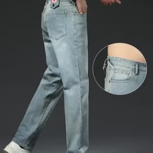 jean-en-denim-a-motifs-geometriques-pour-homme-2