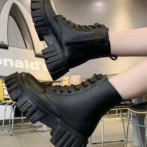 bottes-de-combat-a-lacets-sur-le-devant-pour-femmes