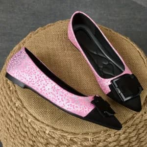 ballerines-roses-et-noires-a-bout-pointu-pour-femme