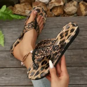 sandales-plates-a-imprime-leopard-pour-femme-2