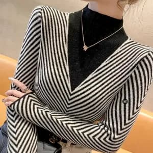 pullelegantacolmontantetchevronsrougesetblancs