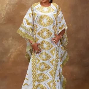 grandestailleseleganterobeboubouafricainedoreeetblanchepourfemme