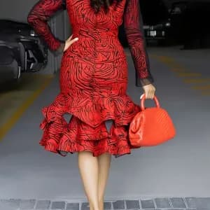 robemoulanteeleganteamancheslonguesetimprimegeometrique