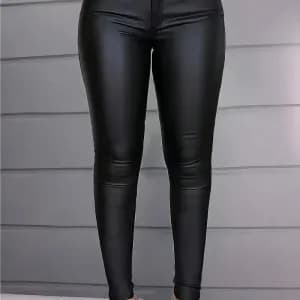 leggingstaillehauteensimilicuirnoirmatpourfemme