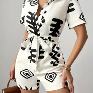 combinaisonfemmeaimprimeabstraitnoiretblanc