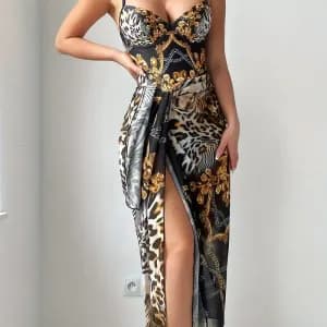 nouvelensemblebikiniunepieceavecjupeportefeuille