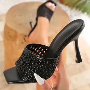 sandaleselegantesnoiresatalonshautsetbridespourfemme