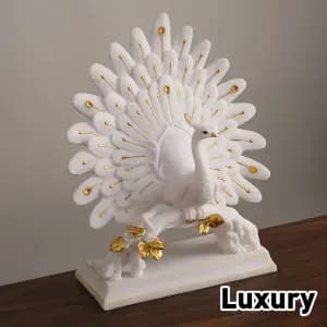 elegantefigurinedepaoneneventailsculpturedecorativeenresine