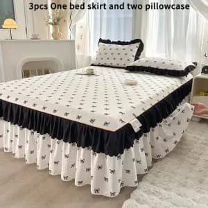 paruredelit3piecesdeclineedansunecombinaisondecouleursnoiretblanc