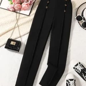 pantaloncroisechicetslimfitnoirpolyvalentavecboutonsdecoratifs